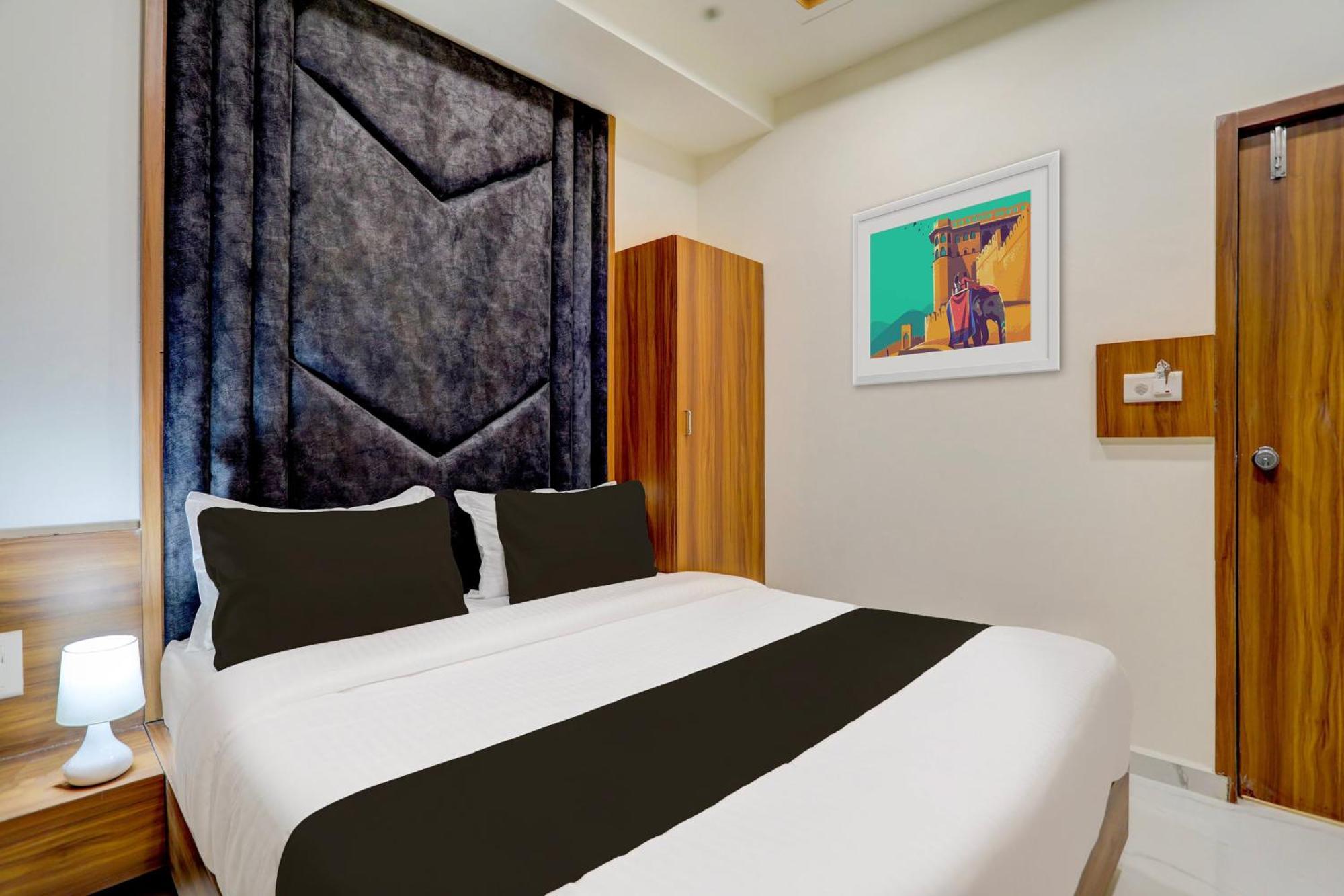 Hotel O Sun Light 아흐메다바드 외부 사진