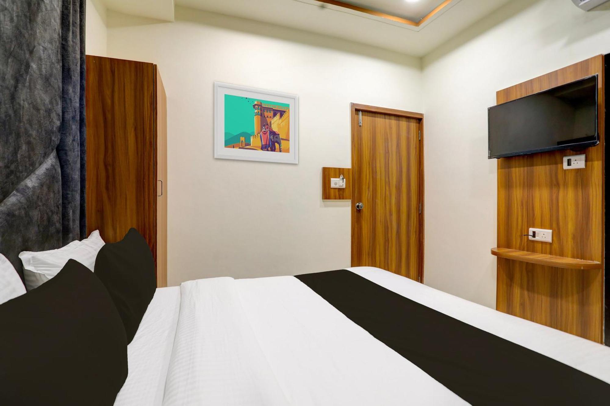 Hotel O Sun Light 아흐메다바드 외부 사진